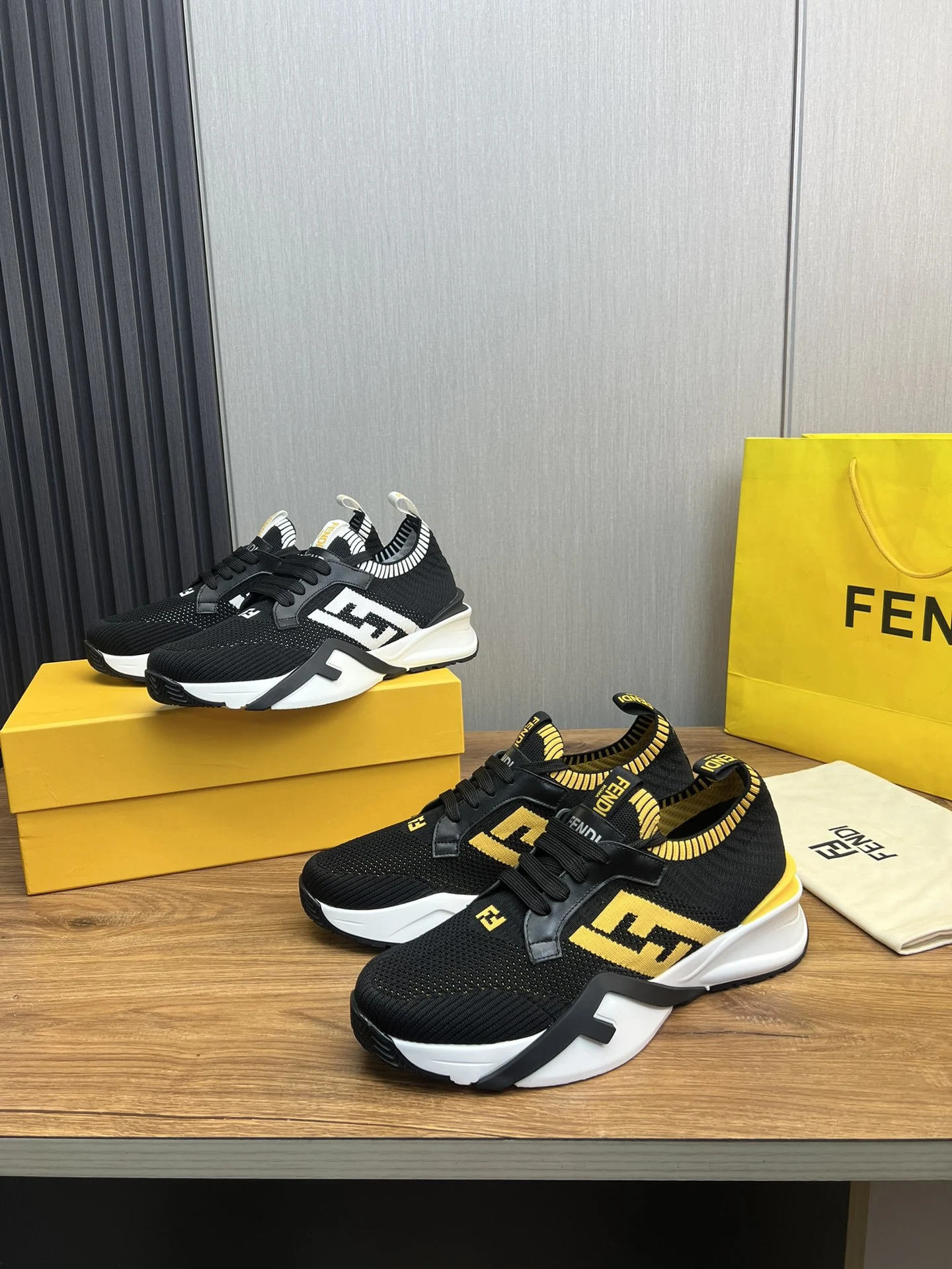 Fendi Shoes — a4167780