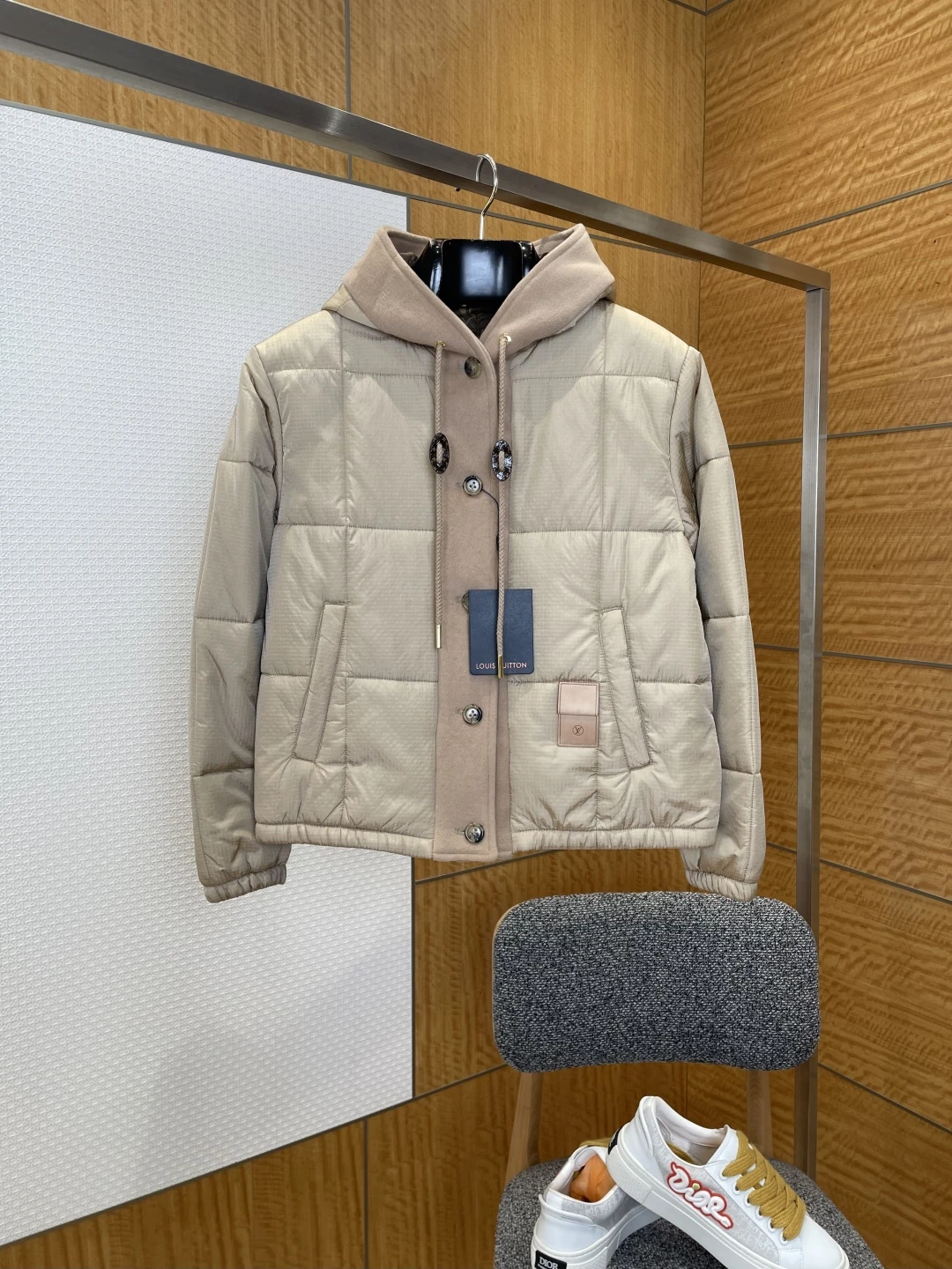 Louis Vuitton Down Jacket — d8605d39