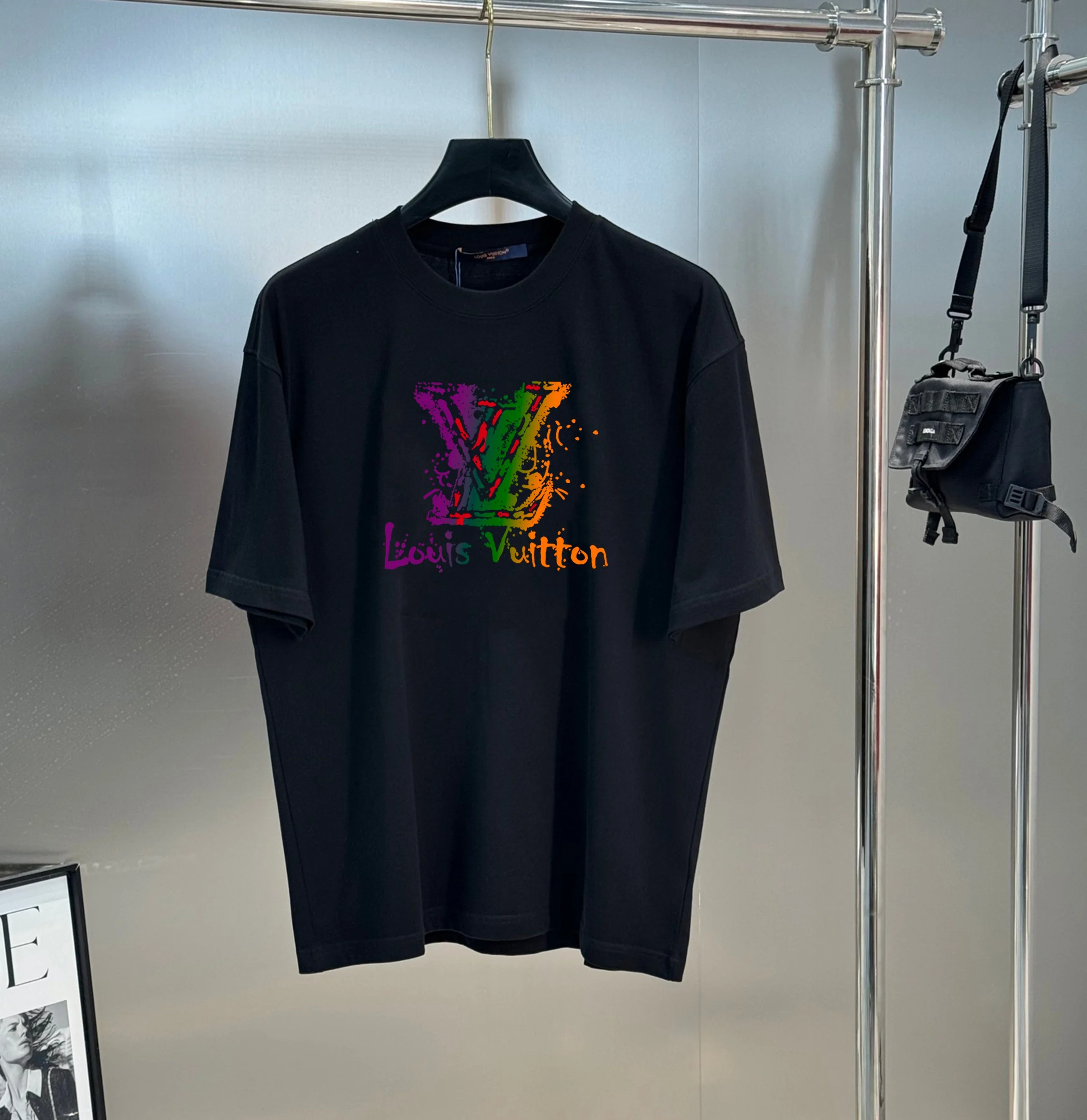 Louis Vuitton T-Shirt — f5d9a7da