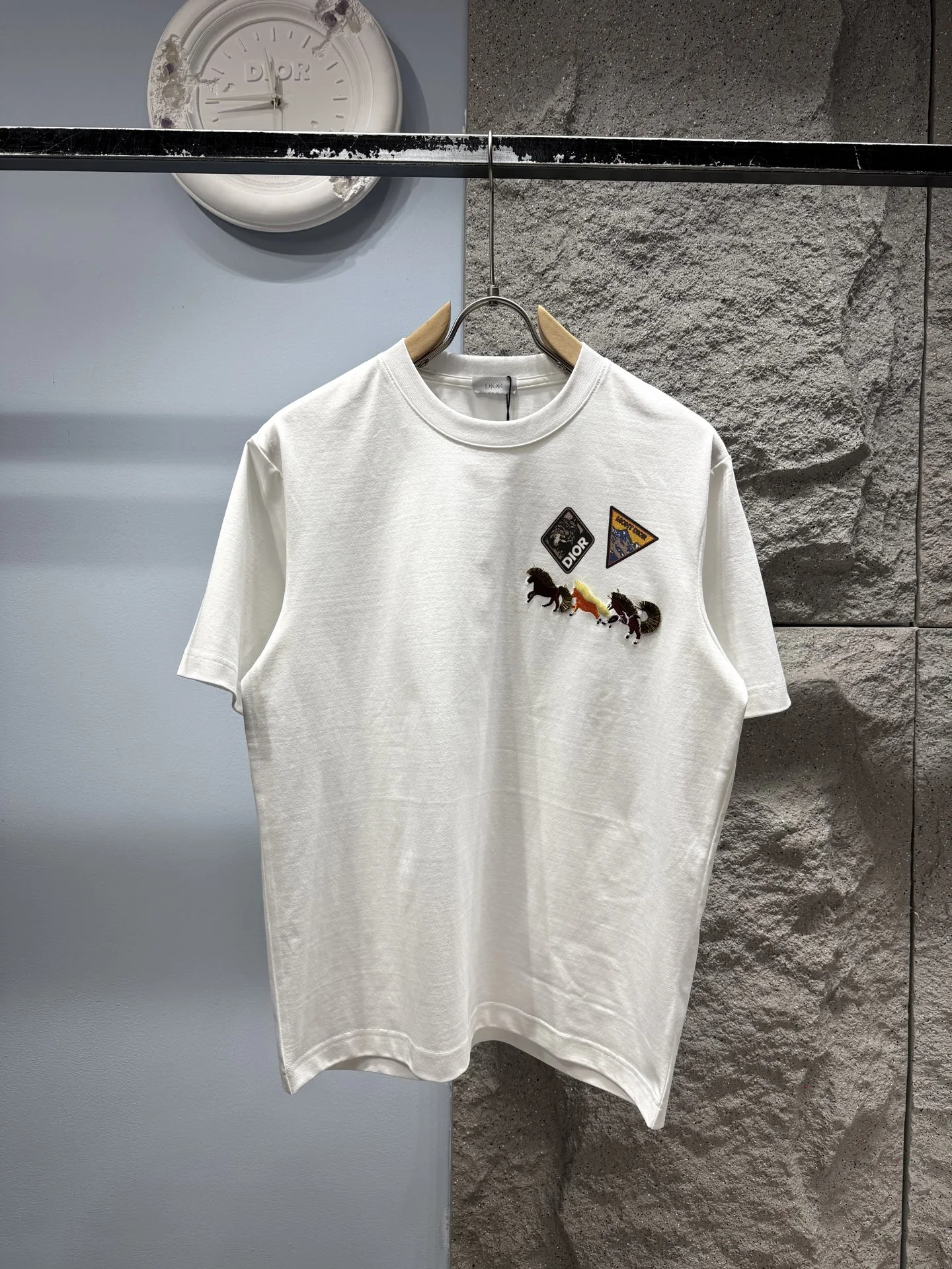 Dior T-Shirt — e2b389e7