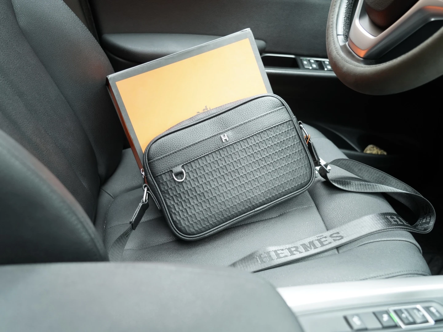 Hermès Bag — b6cd4e6f