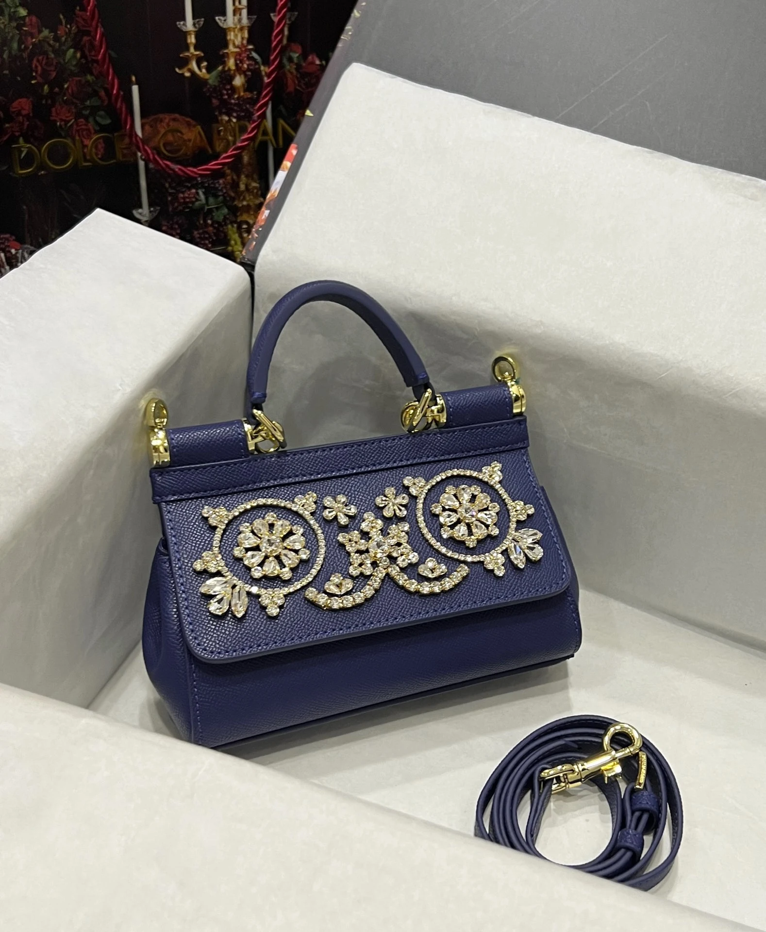 Dolce & Gabbana Bag — 0447ca3b