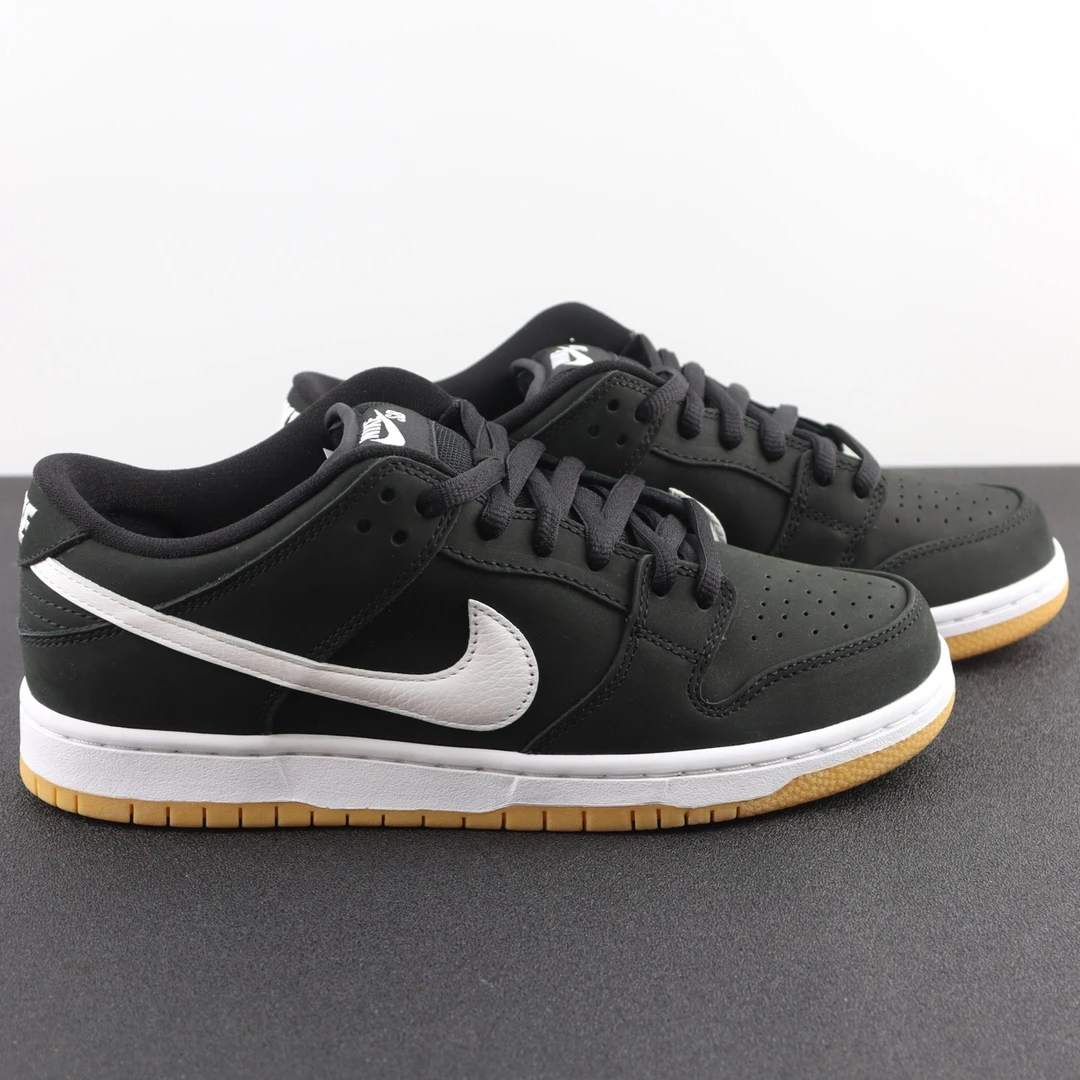 Nike Shoes — ac94240b