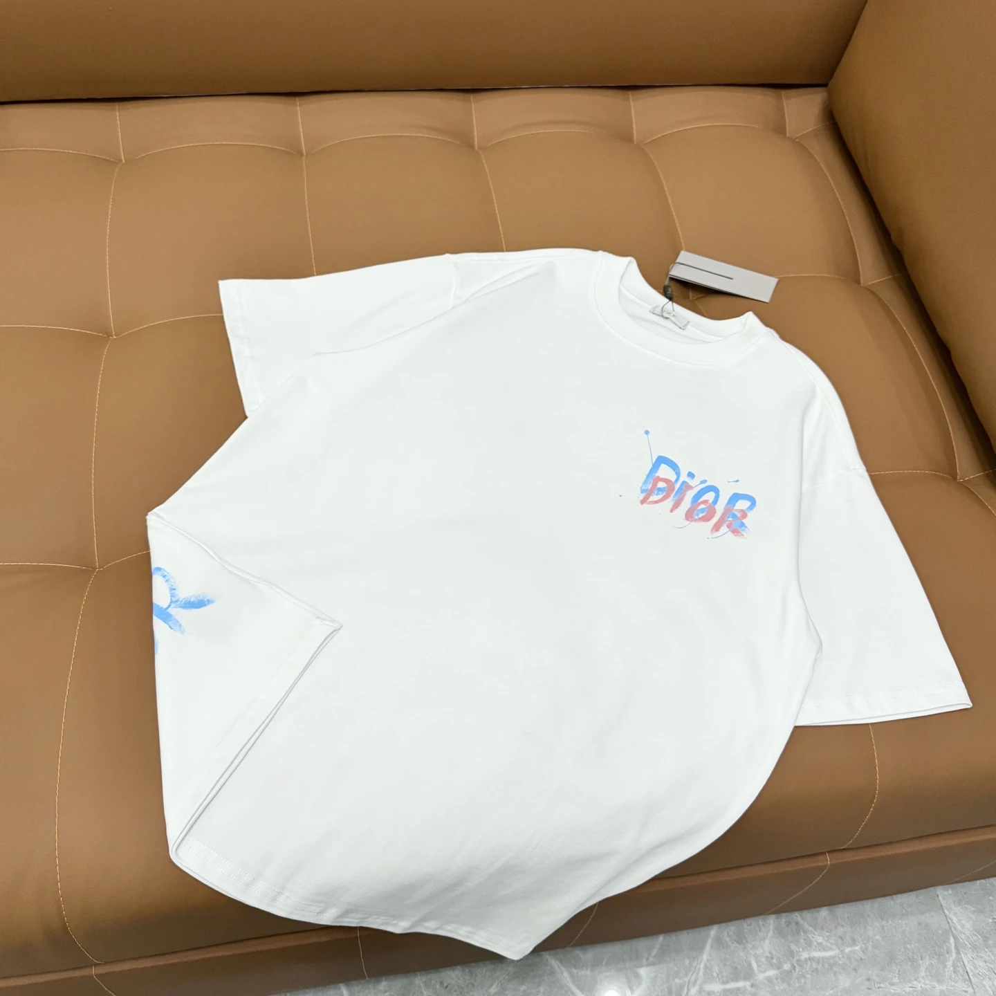 Dior T-Shirt — 70fa5153