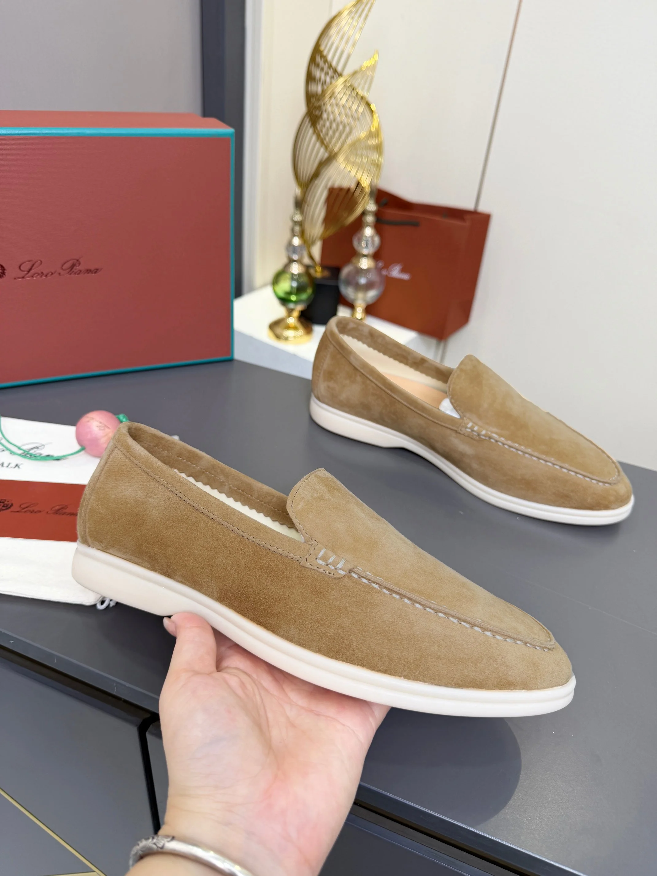 Loro Piana Sneakers — c9f5d92d