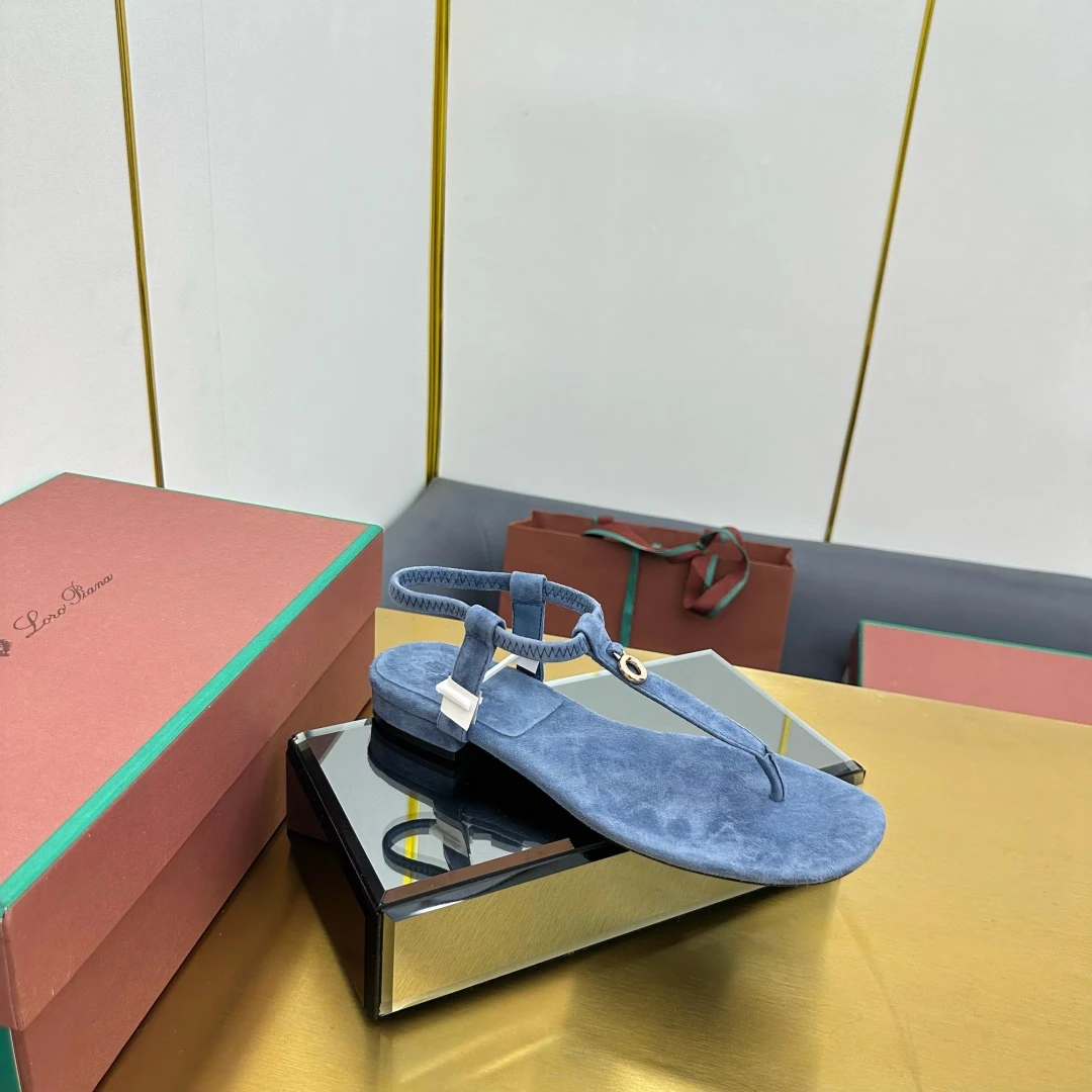 Loro Piana Slippers — affa5a71