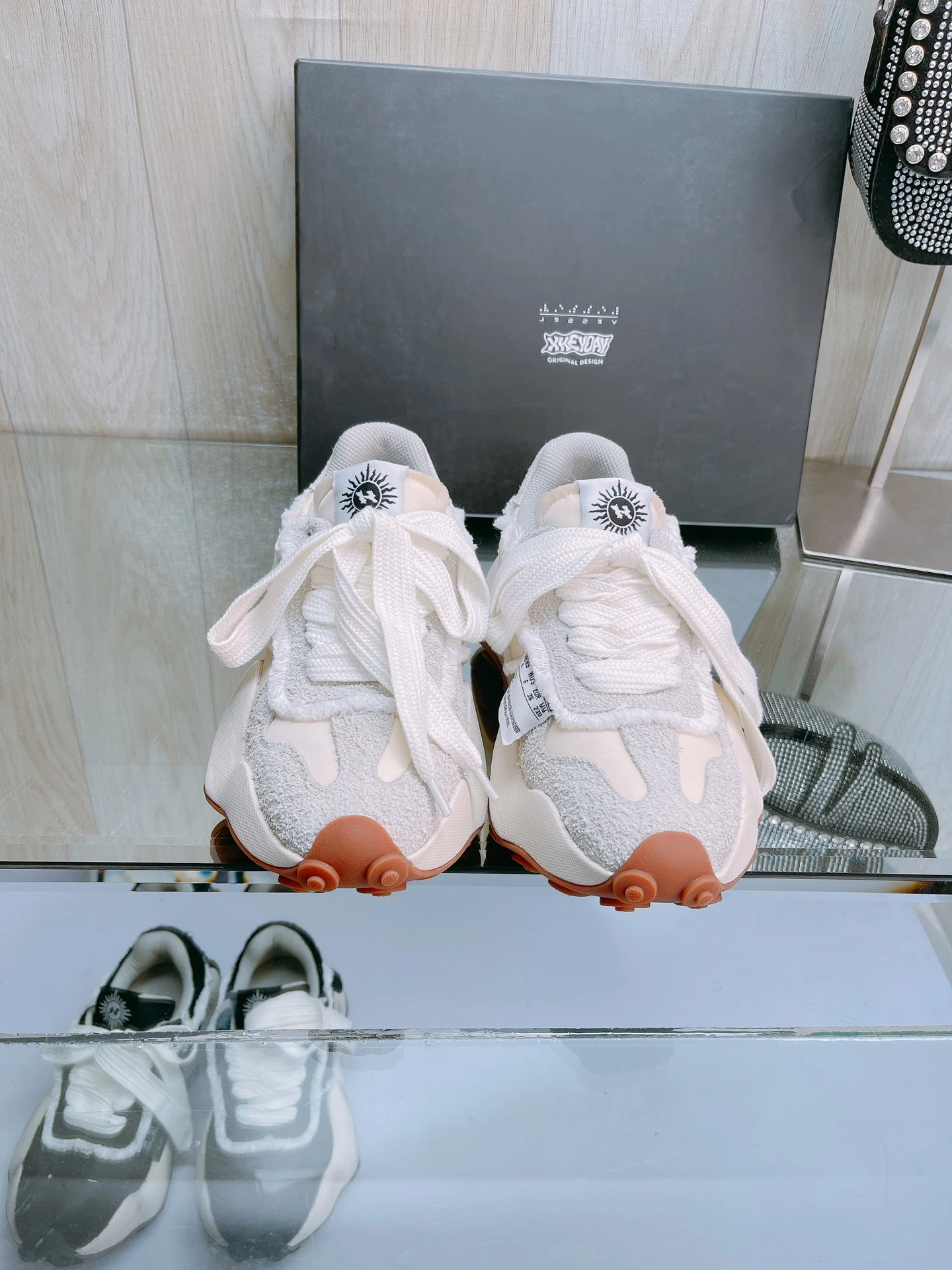 XVESSEL Sneakers — 82a99ed8
