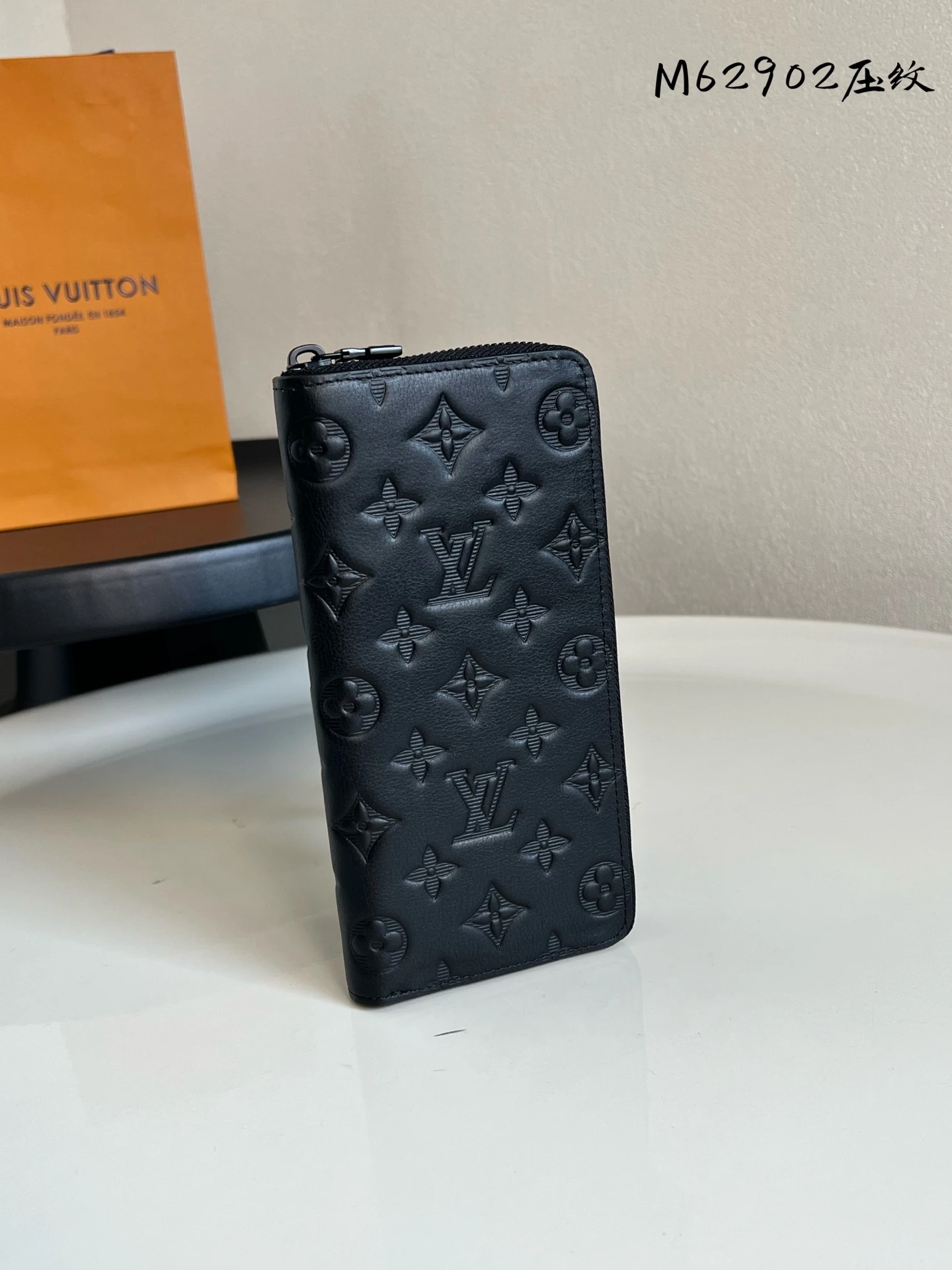 Louis Vuitton Wallets — 8305dc1c