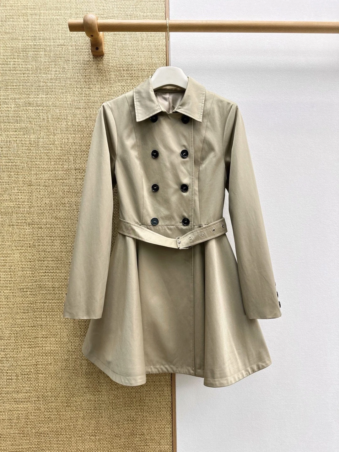 Dresses — 1255d51e