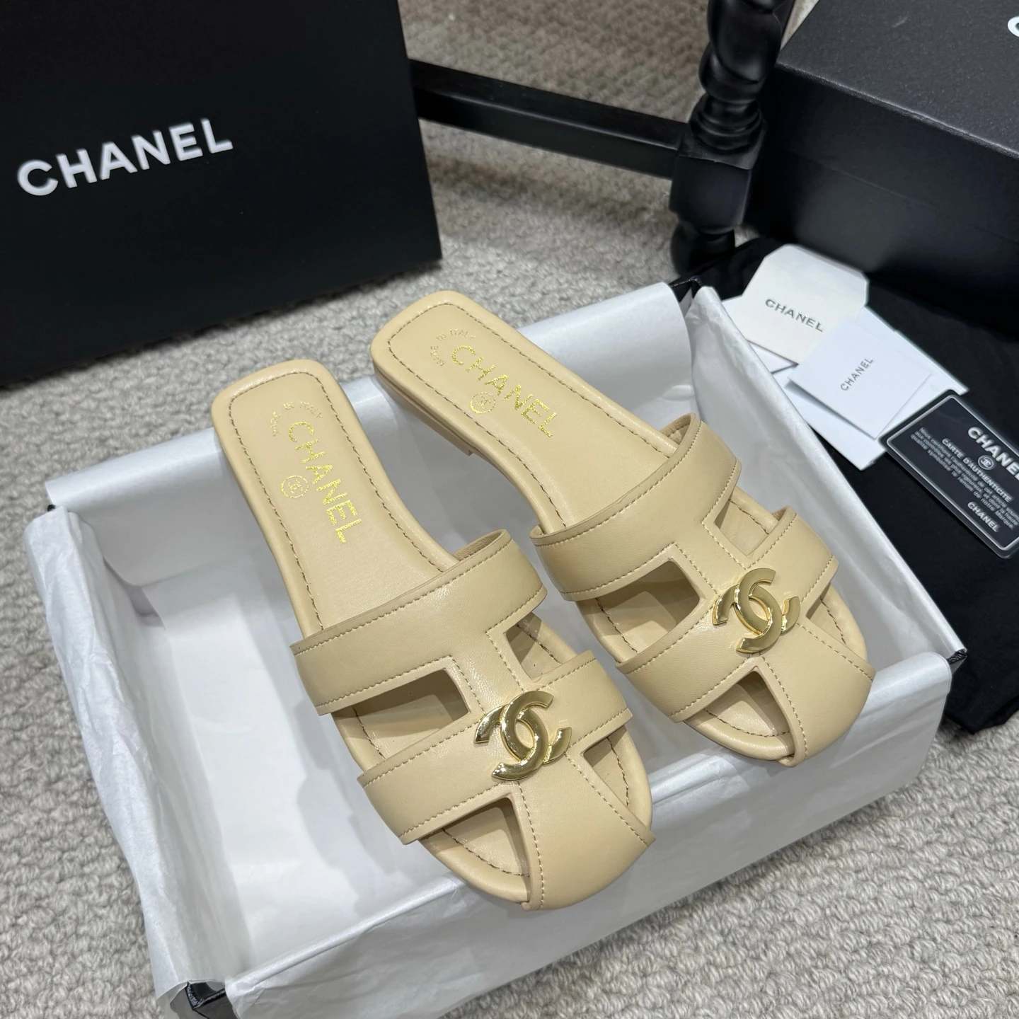 Chanel Sandals — 4078f322