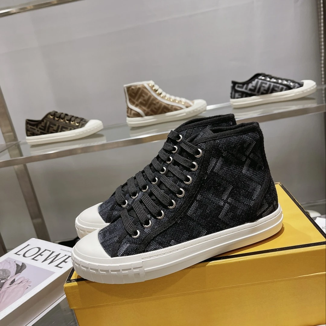Fendi Sneakers — 63714fba