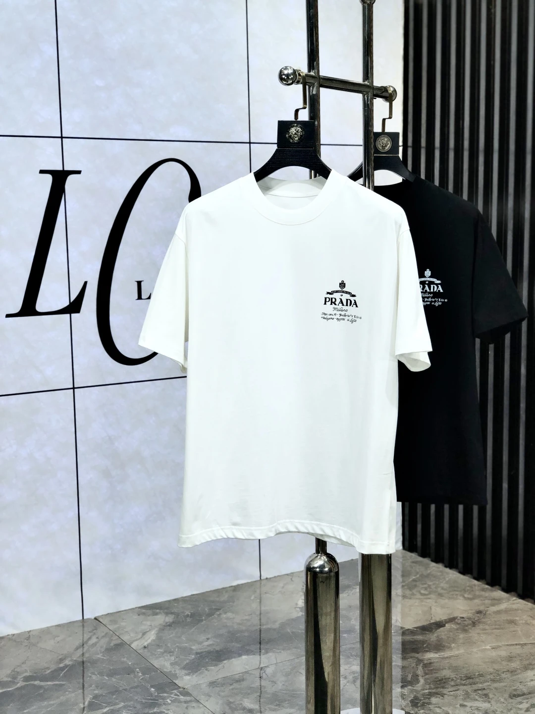 Prada T-Shirt — df8abd7a