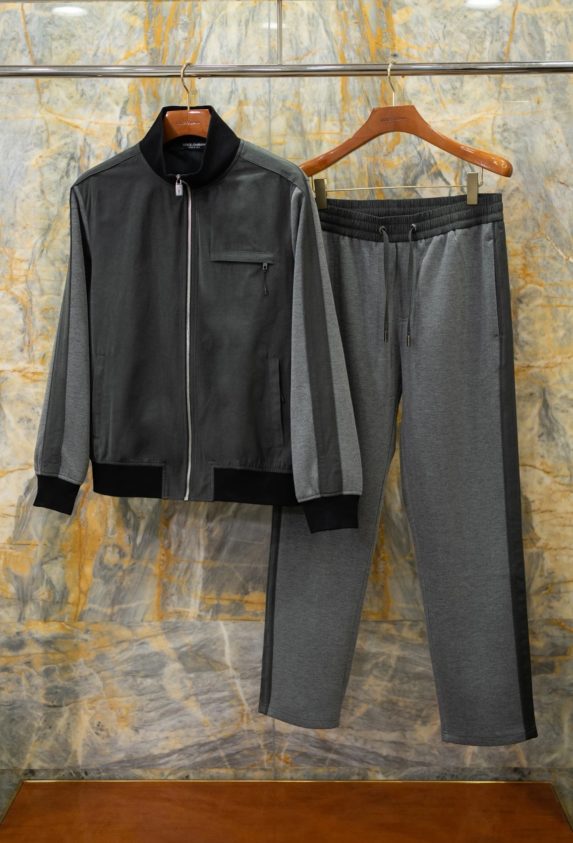 Dolce & Gabbana Matching Sets — f965104f