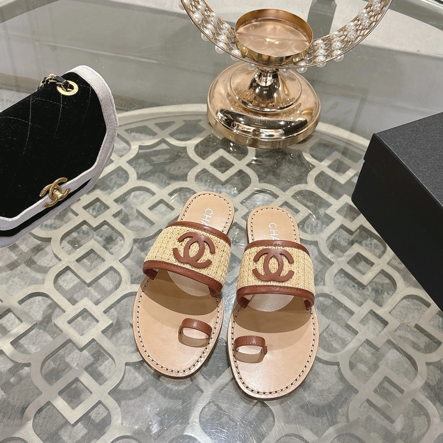 Chanel Slippers — 284a0e88