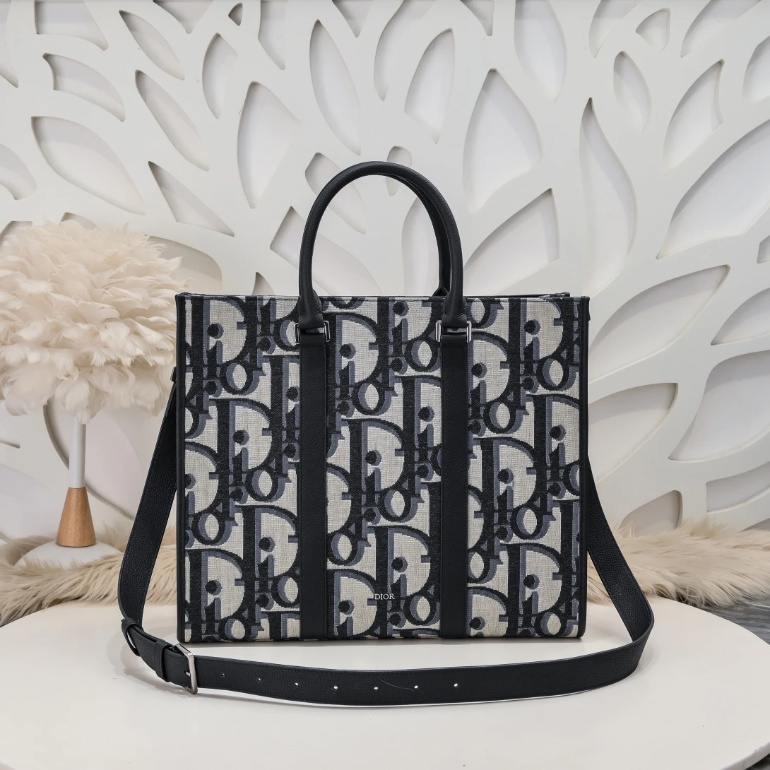 Dior Bag — 889ffd46