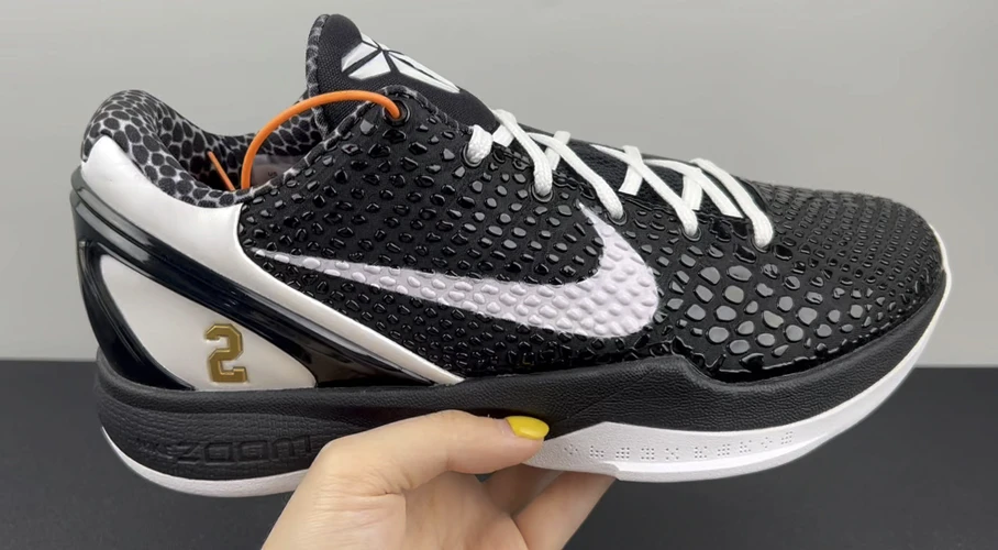 Sneakers — 3b45efdb