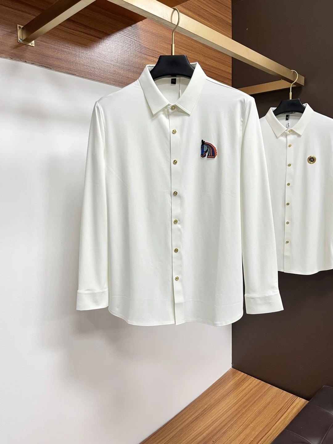 Hermès Shirts — f63553e3