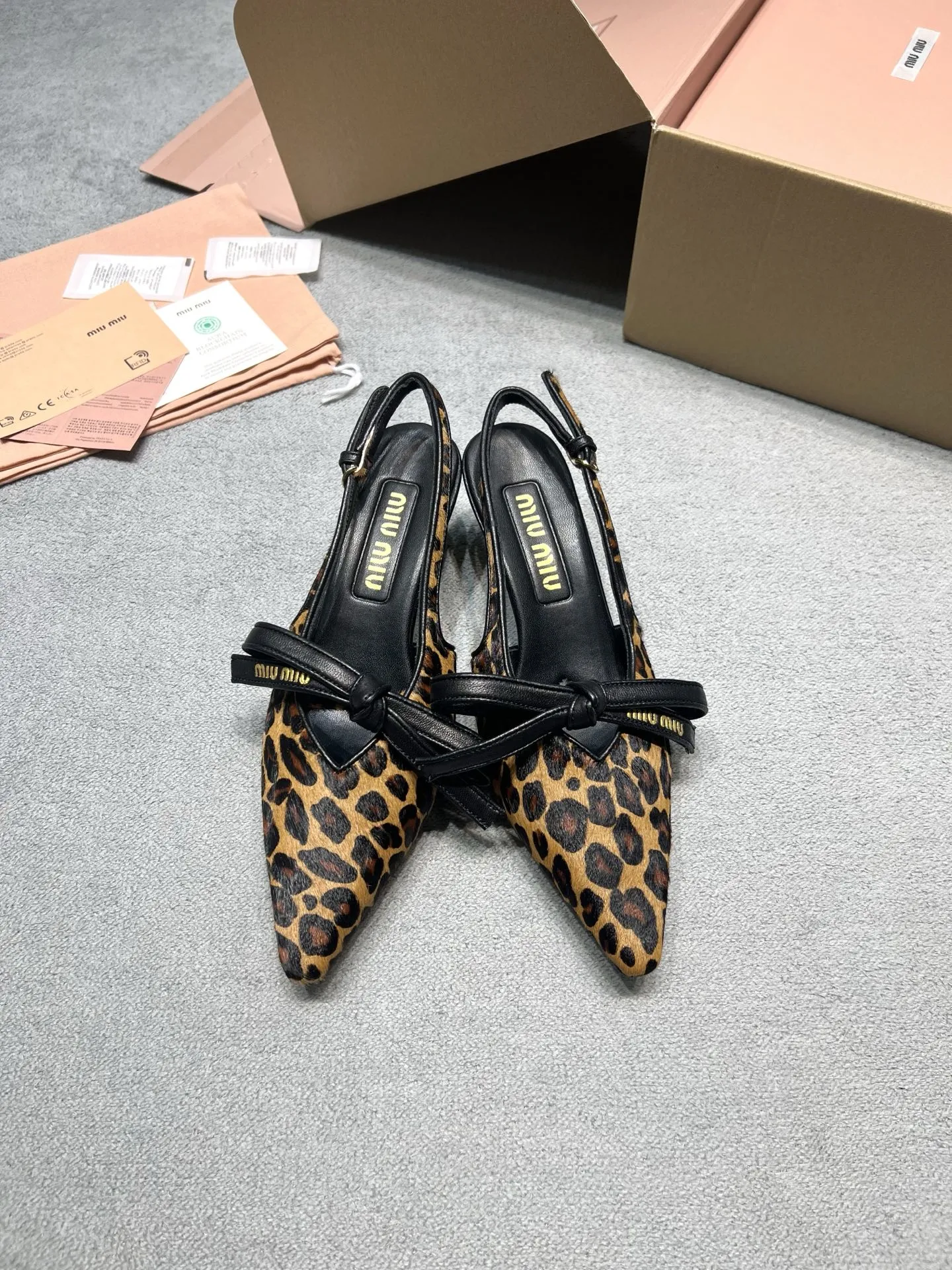 Miu Miu Sandals — 4e54de24