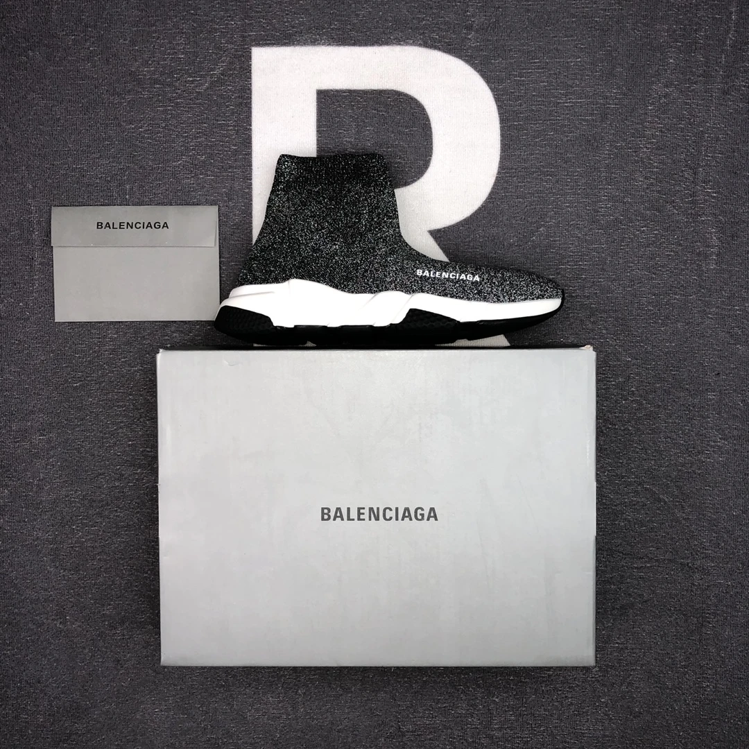 Balenciaga Sneakers — b401f6fa