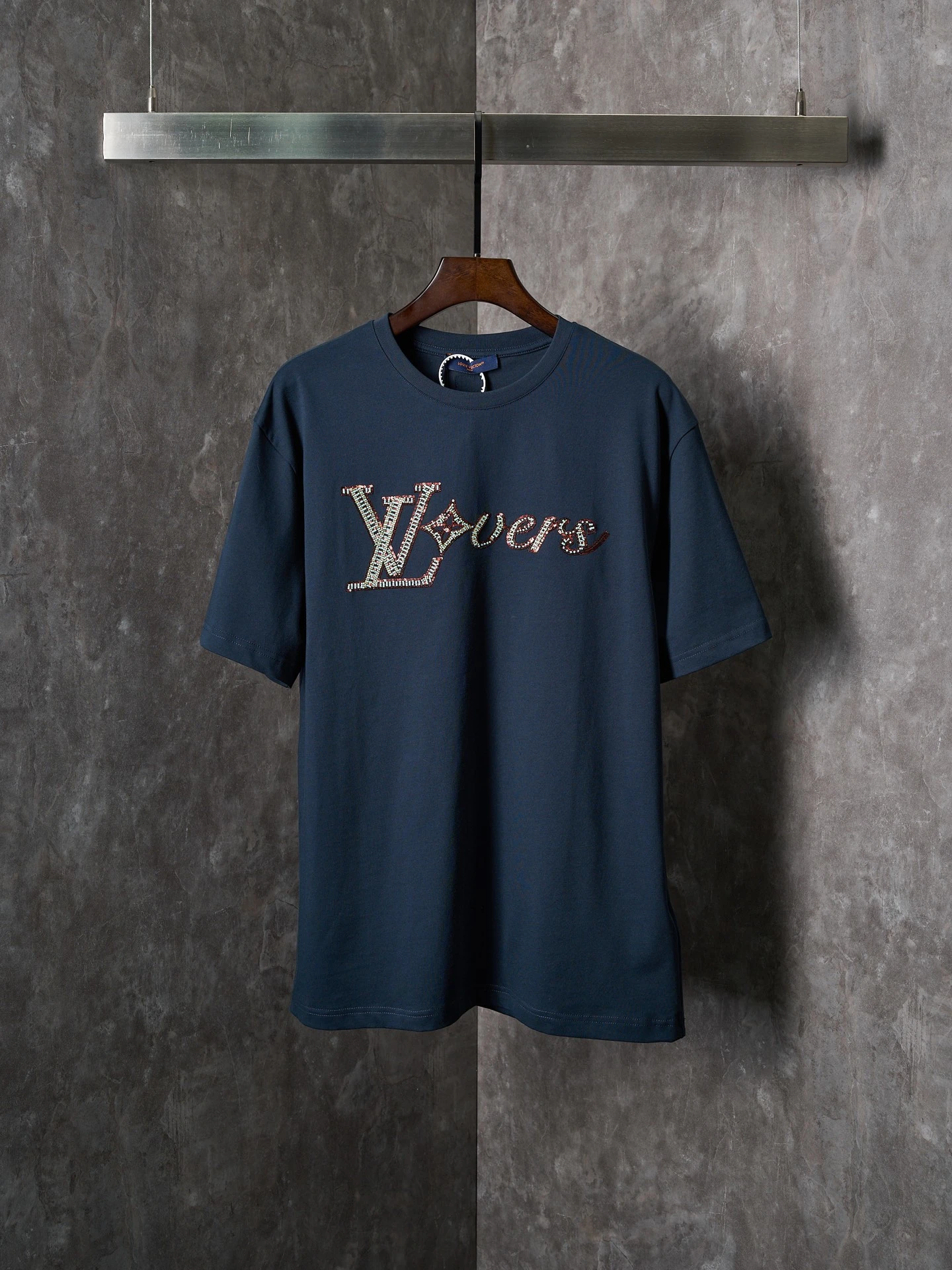 Louis Vuitton T-Shirt — b7be9c14