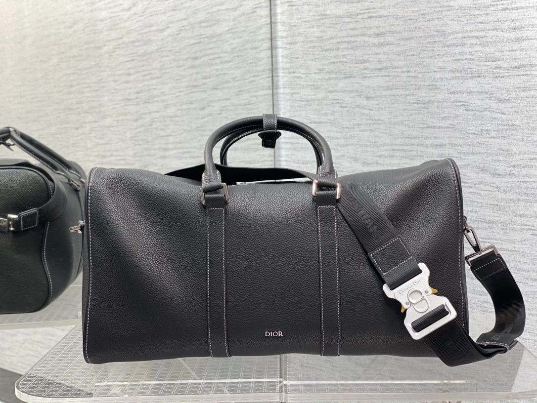 Dior Bag — 254e88d1