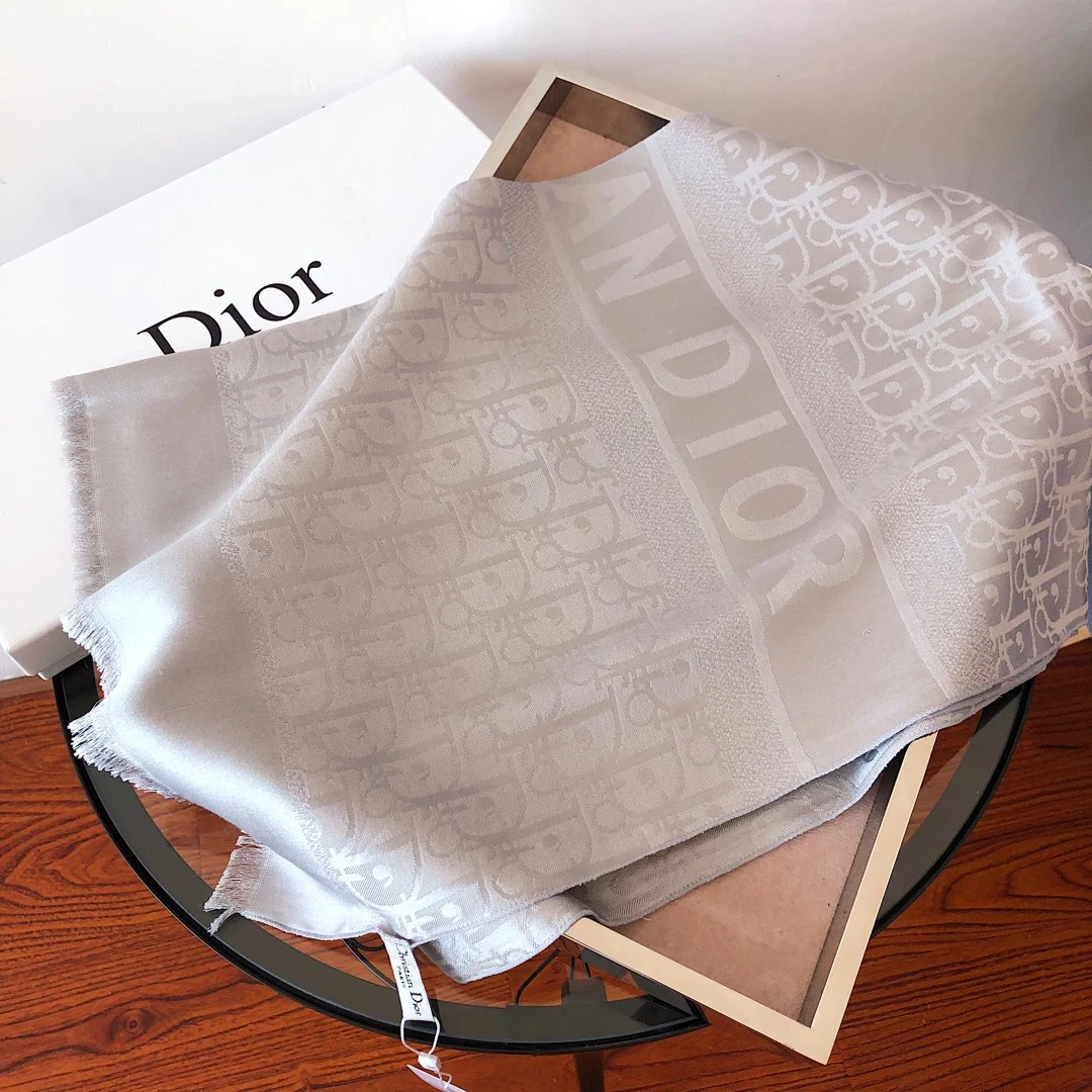 Dior Scarves — 8fde22cf