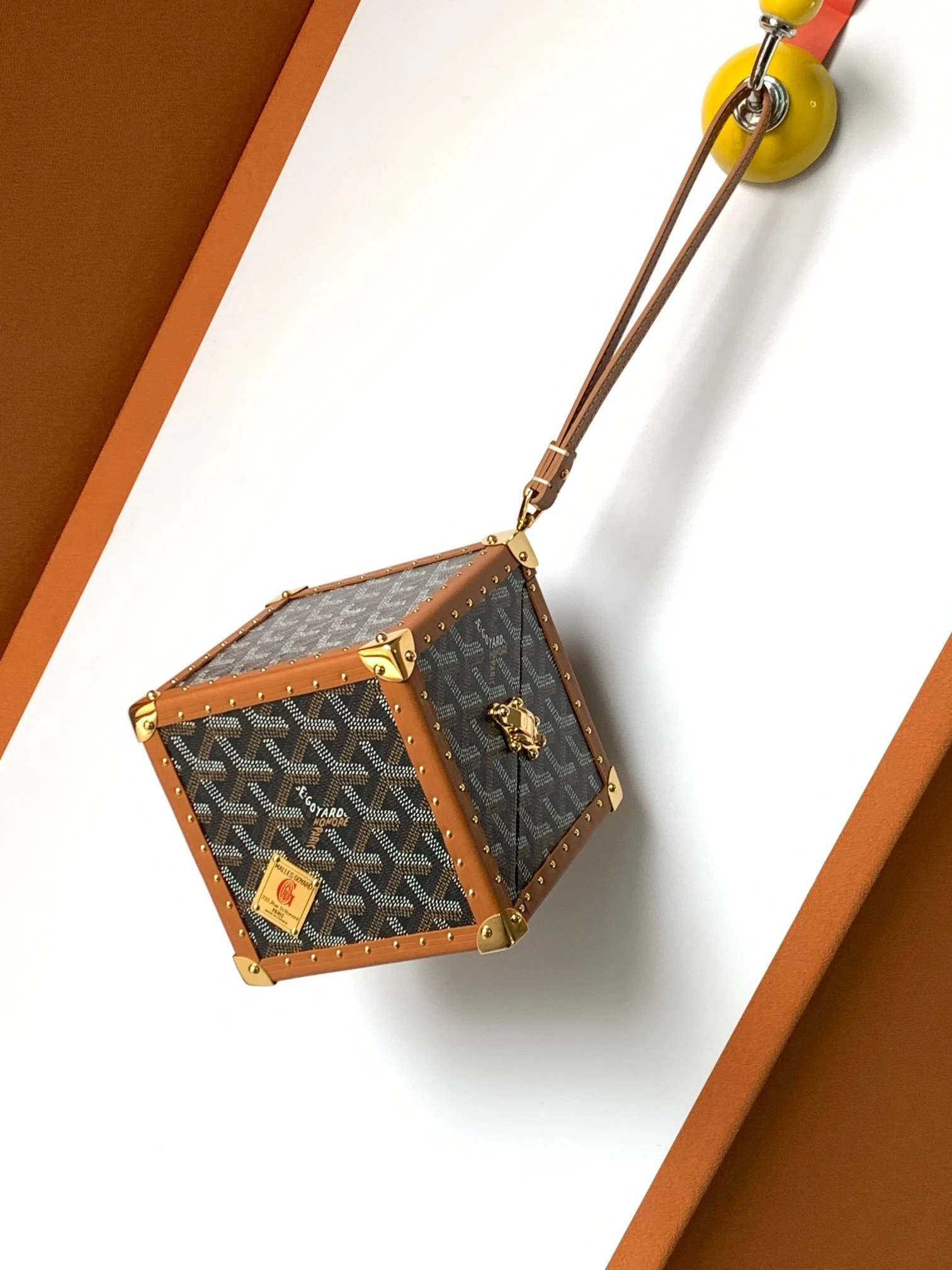 Goyard Luggage — 8b13a846