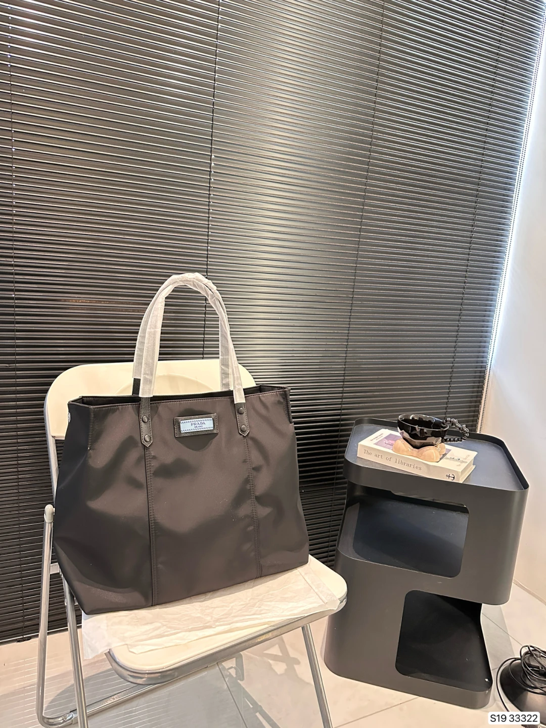 Prada Bag — cae4d76e