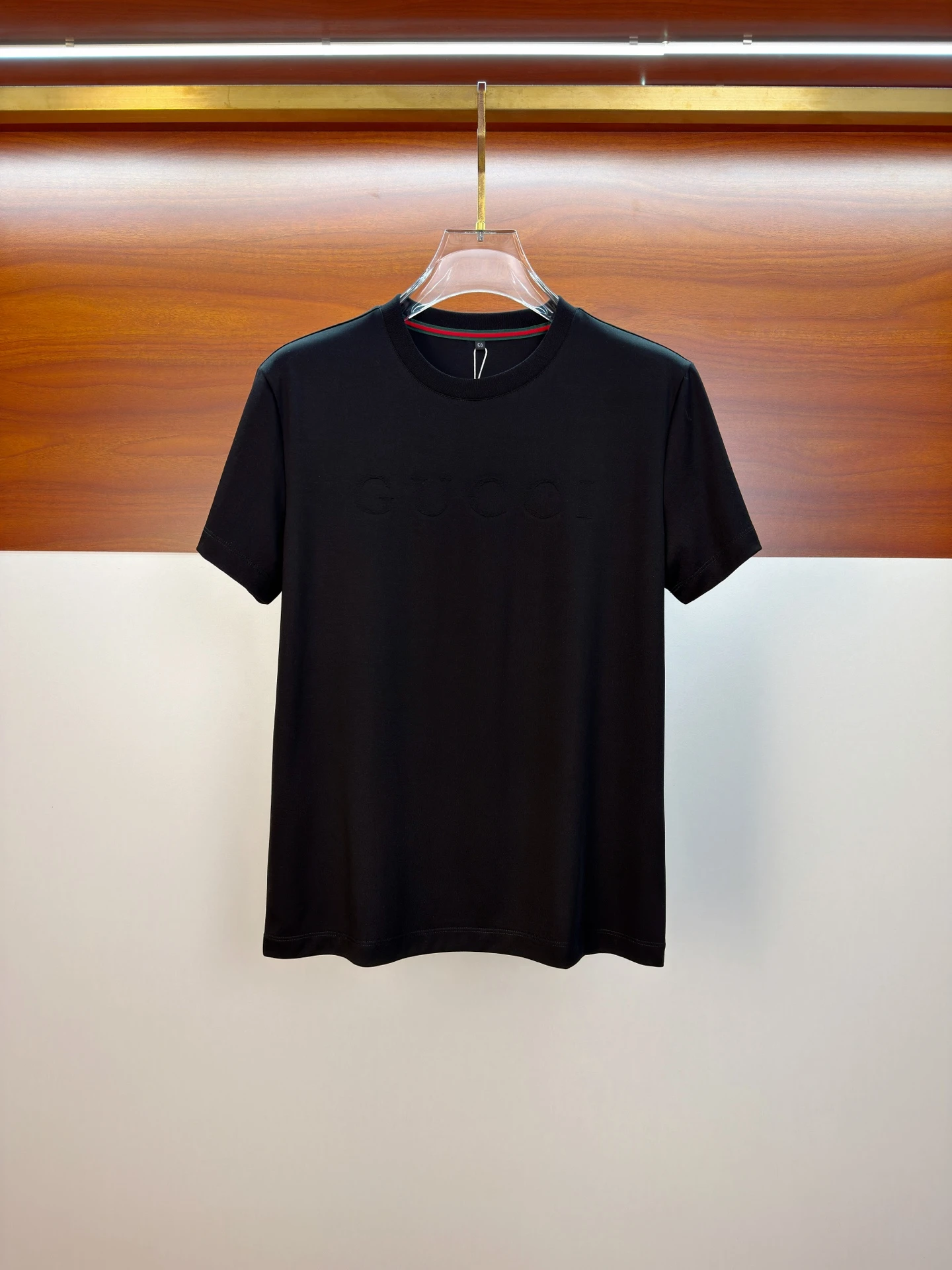 Gucci T-Shirt — b0b59fd0