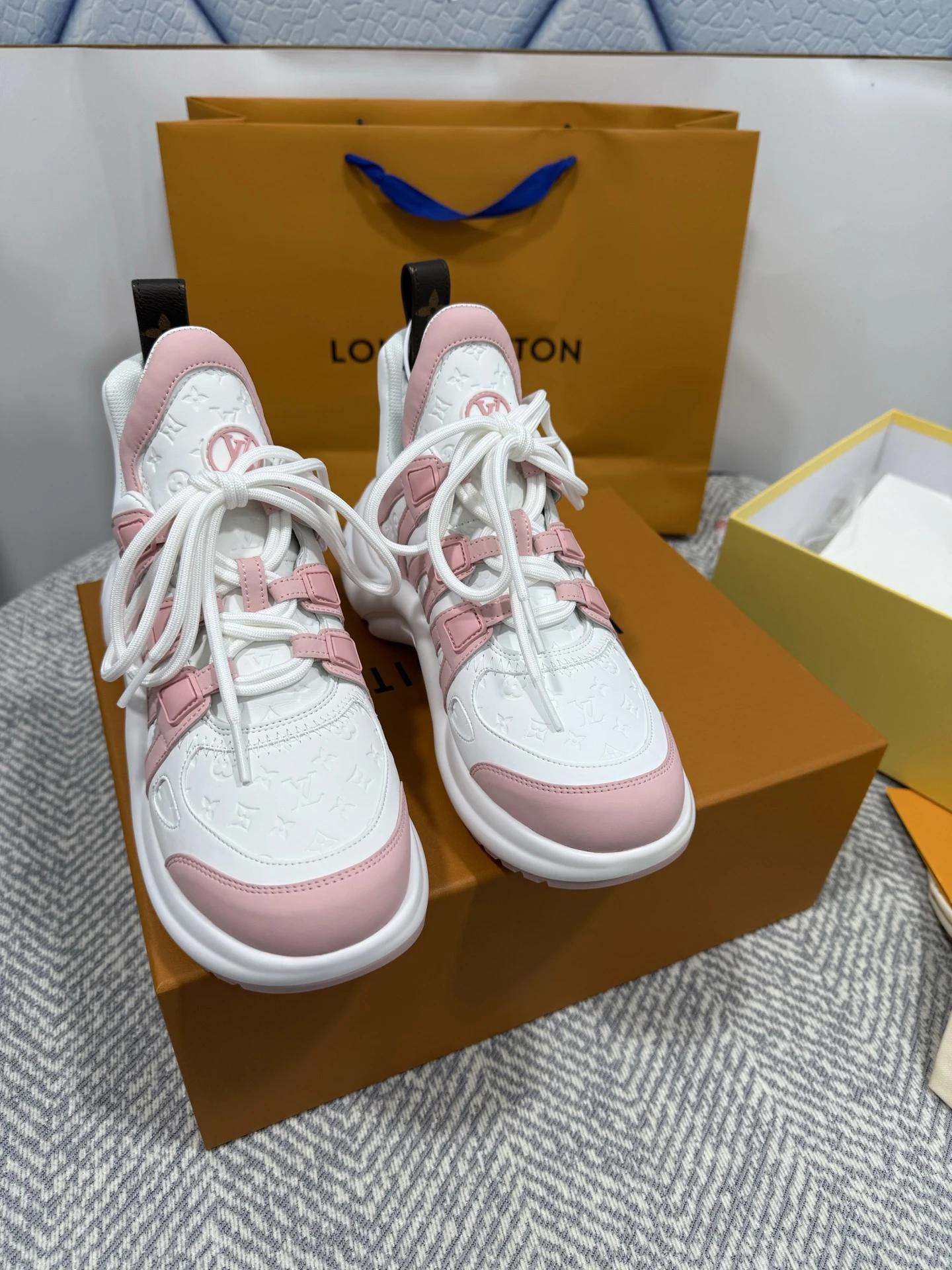 Louis Vuitton Shoes — 066da85c