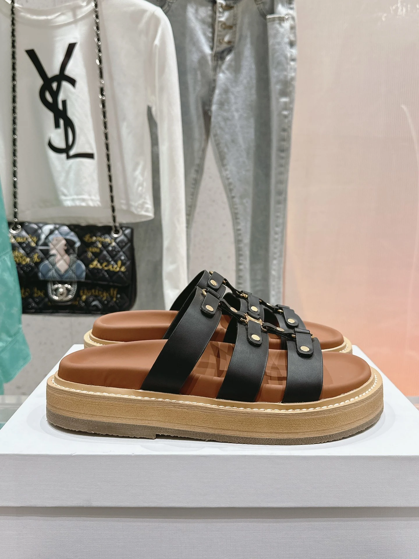 Celine Slippers — 7194772b
