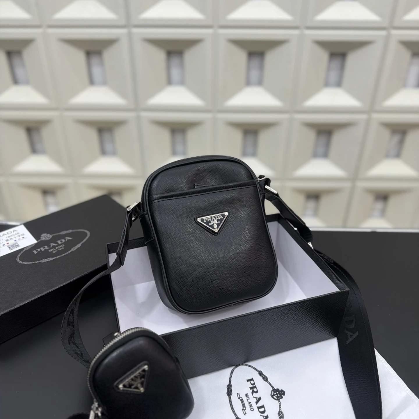 Prada Bag — 9f298991