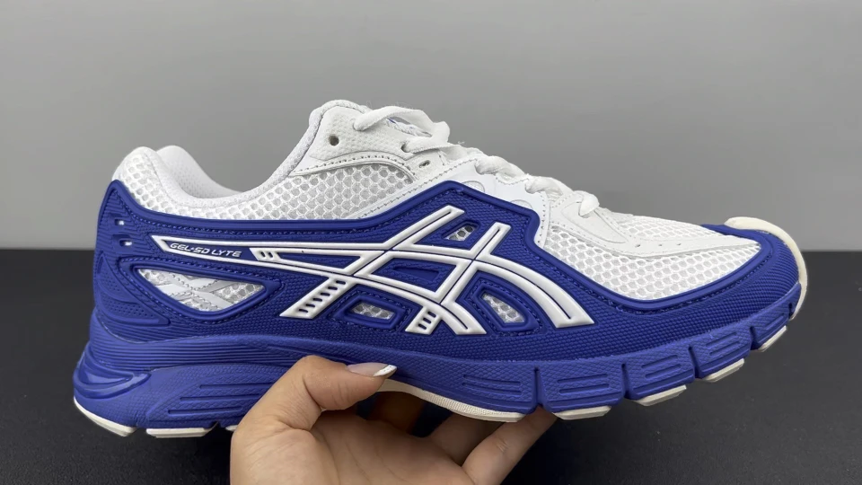 Asics Shoes — a9a04159