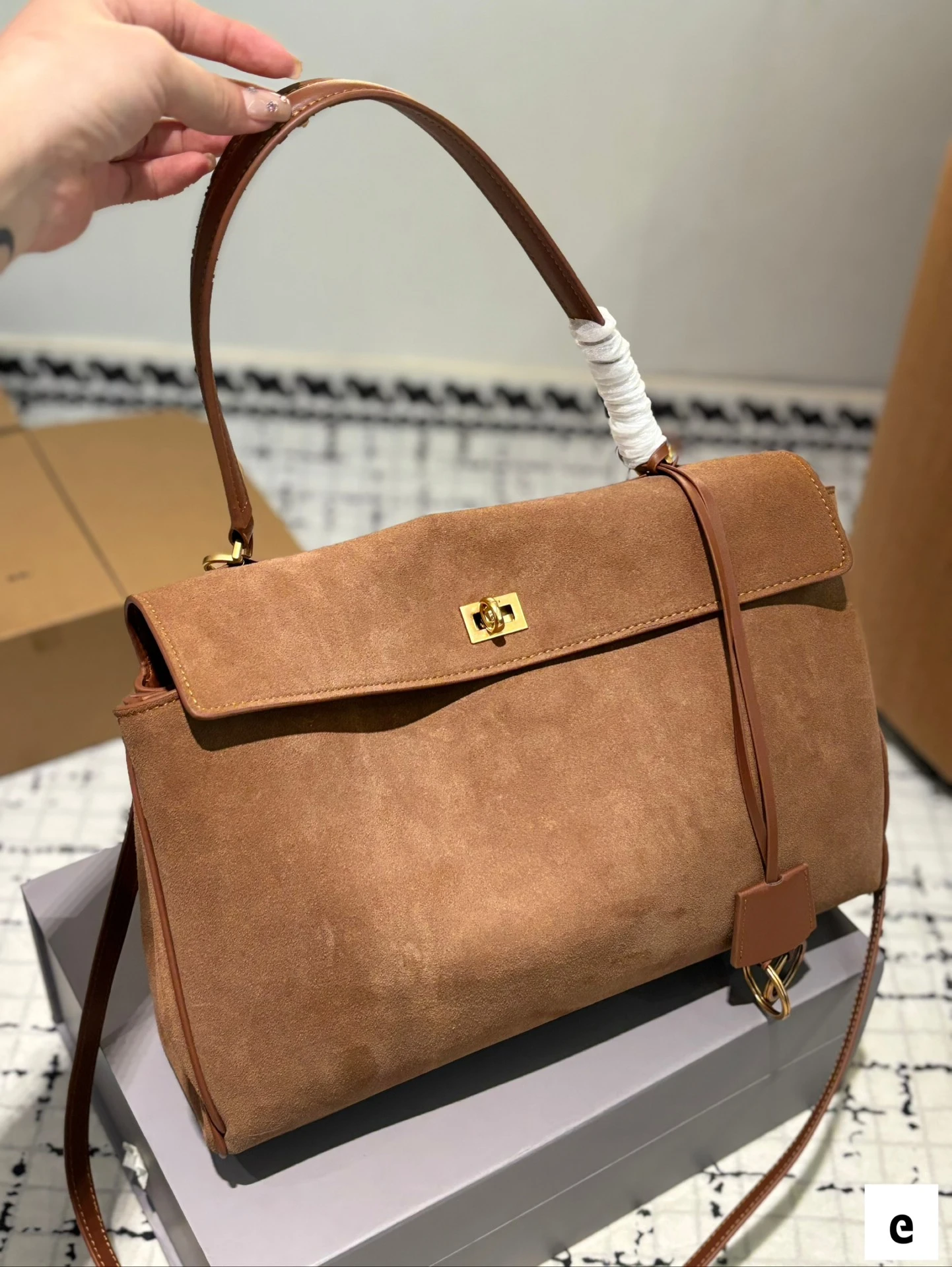 Balenciaga Bag — 55c21b9f