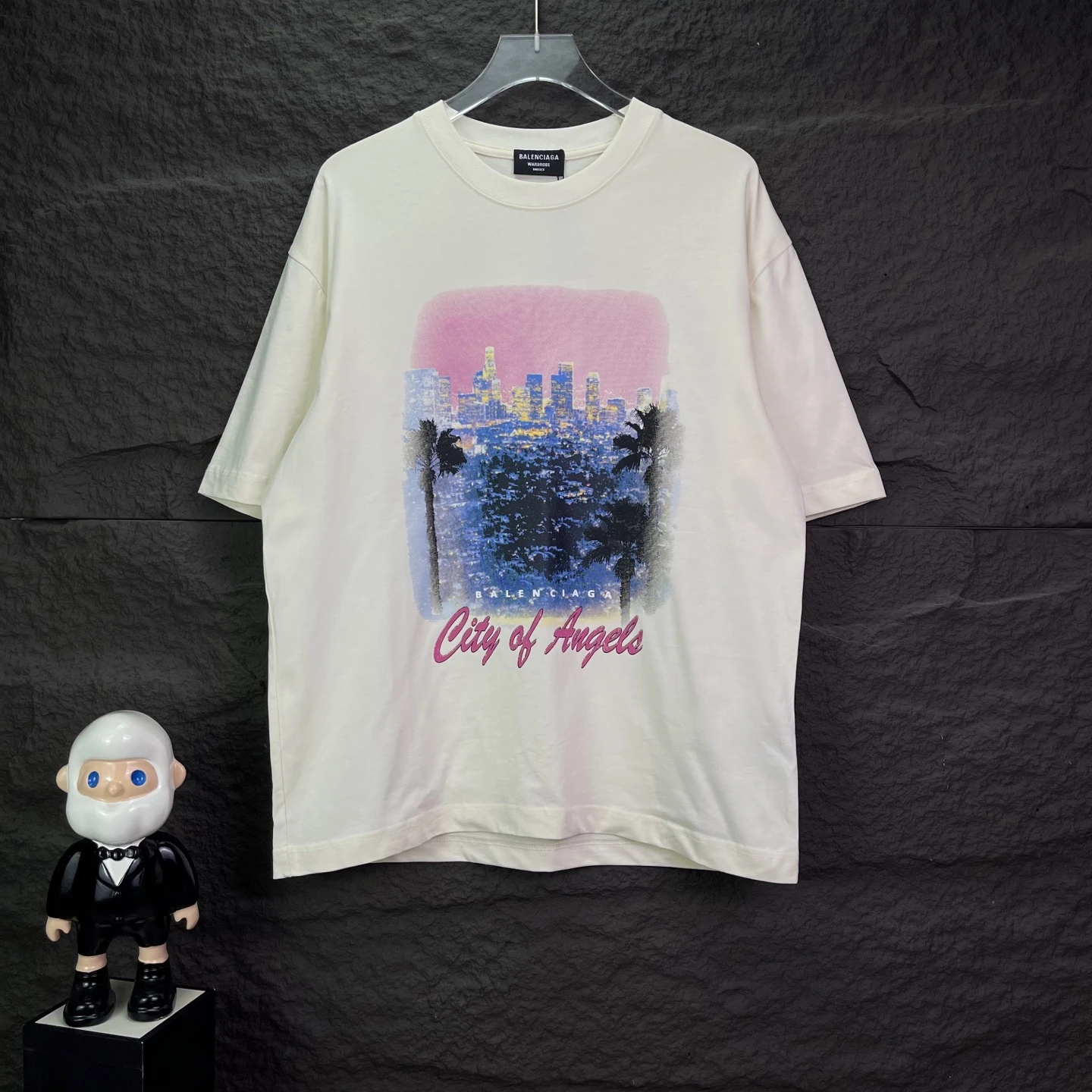 Balenciaga T-Shirt — 9a20b1d3