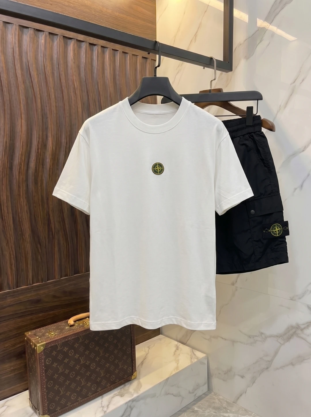 Stone Island T-Shirt — c76d3e97