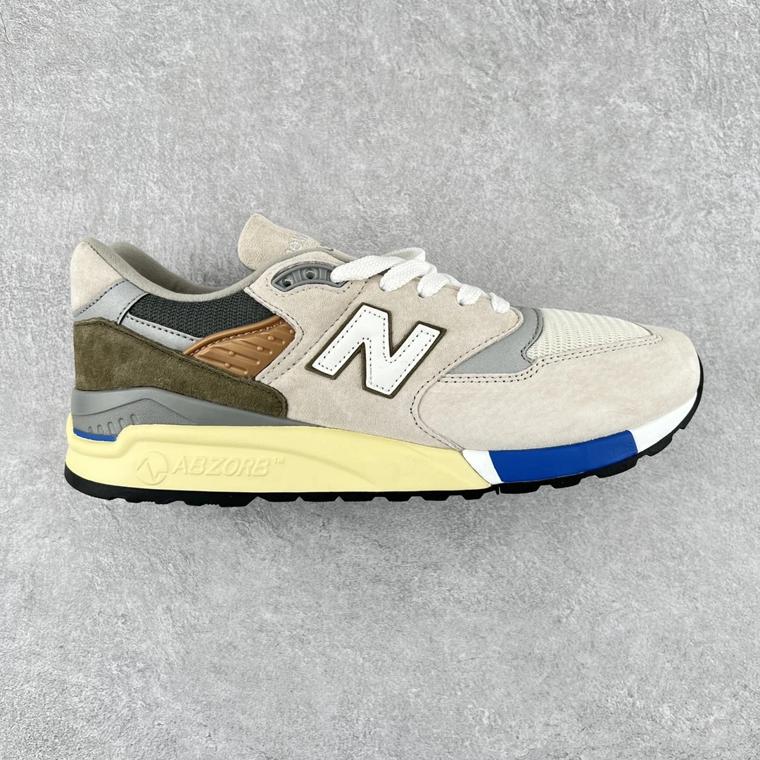 New Balance Sneakers — c3029789