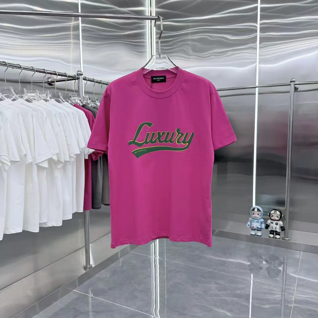 Balenciaga T-Shirt — 405d0b66