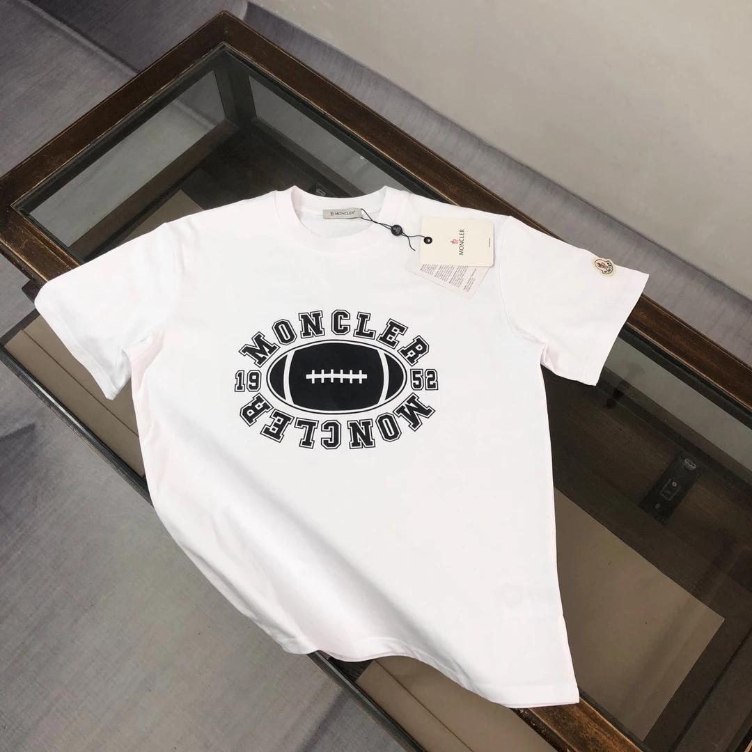 Moncler T-Shirt — d98d752e