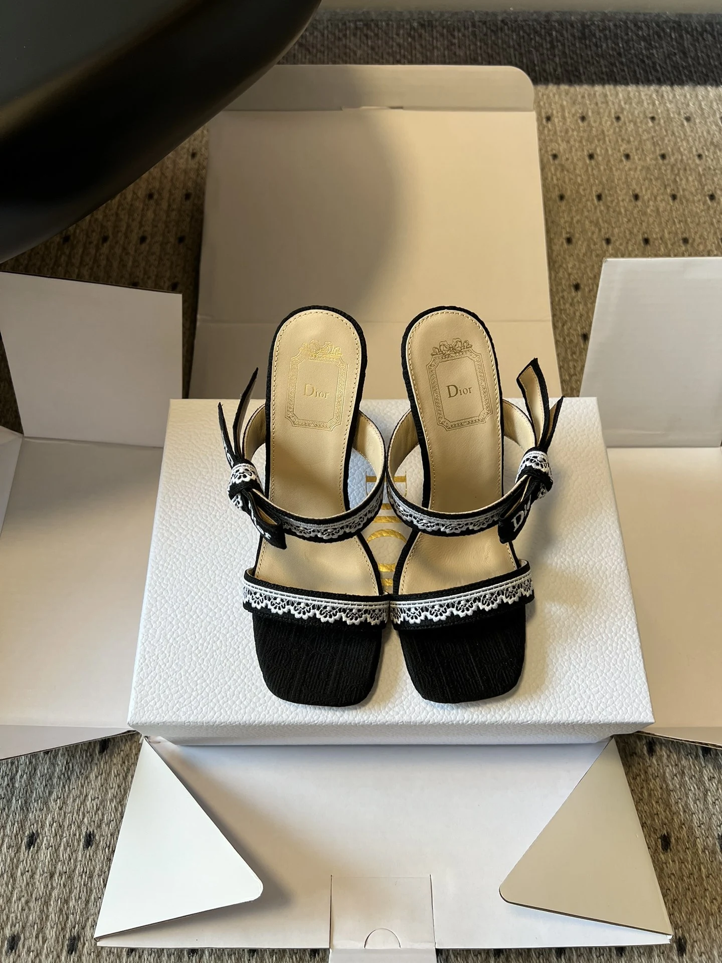 Dior Shoes — 618d5c27