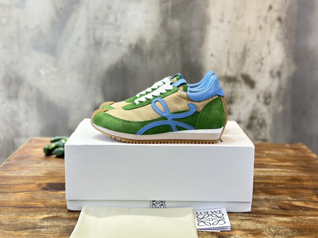 Loewe Sneakers — 3ce70c36