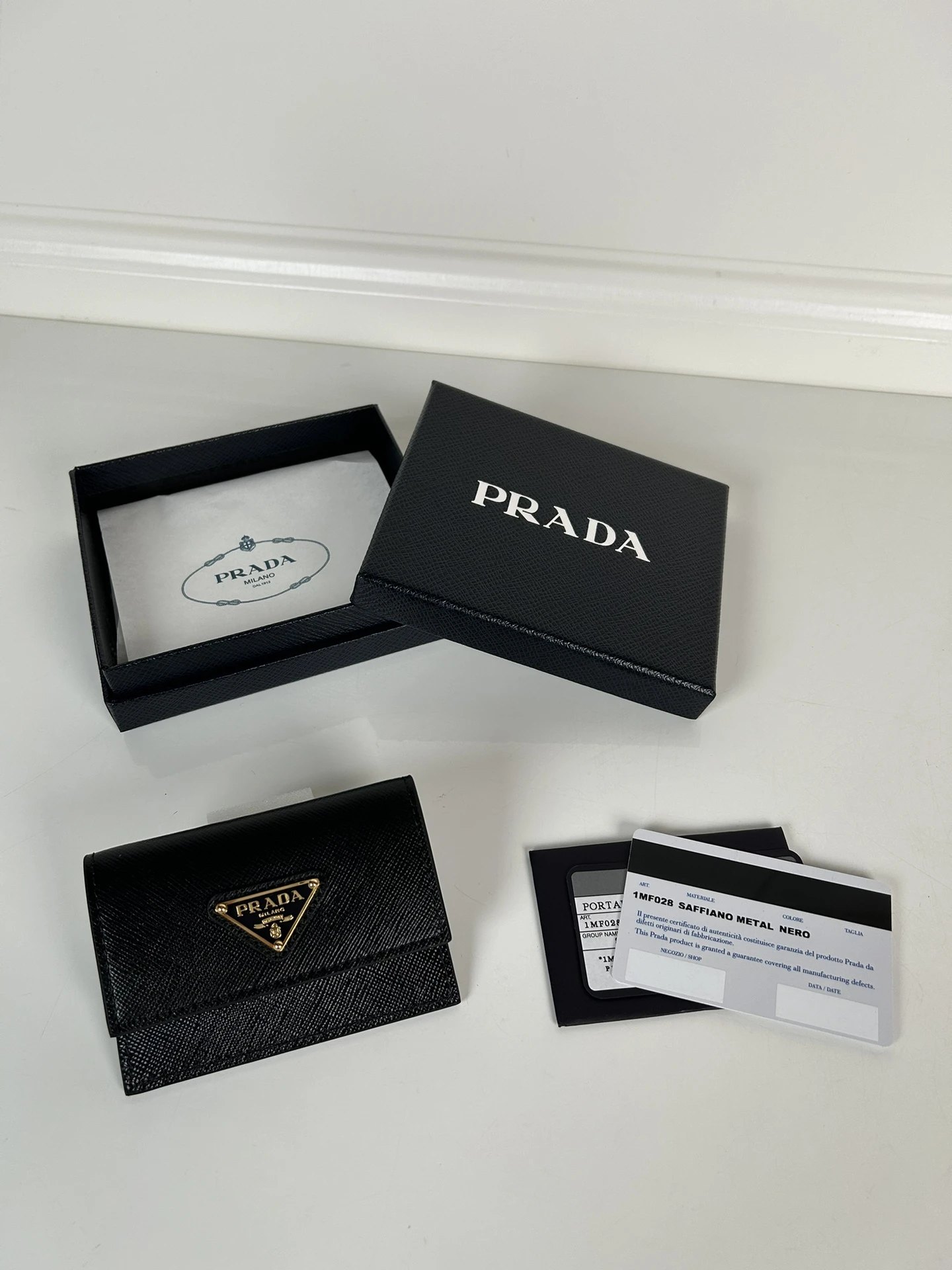 Cardholders — 192c6c81