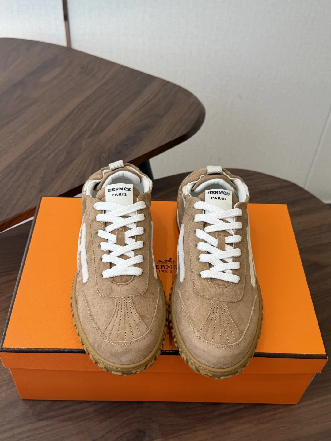 Hermès Sneakers — 853a72c3
