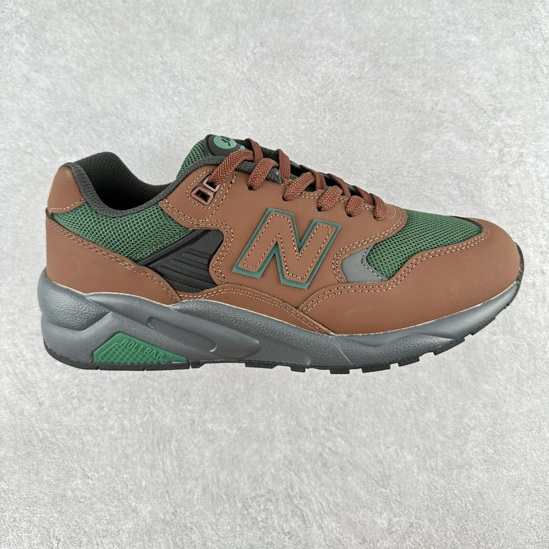 New Balance Sneakers — 9b7b5665