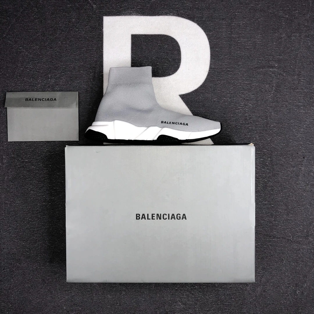 Balenciaga Sneakers — cb68477e
