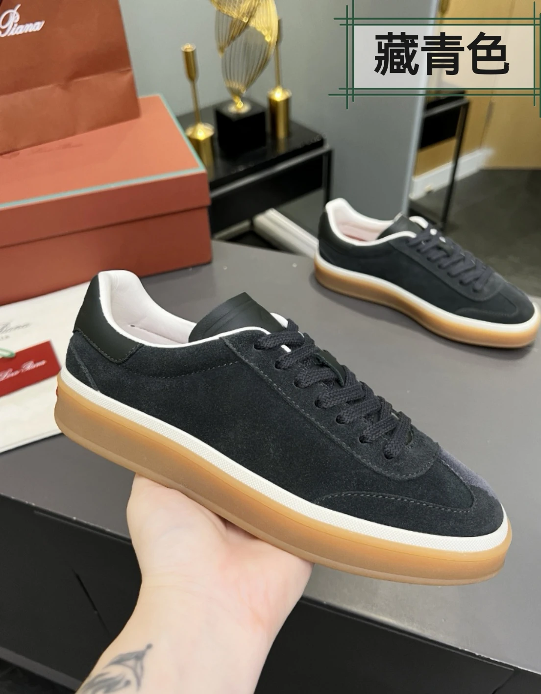 Loro Piana Sneakers — 8441fe80