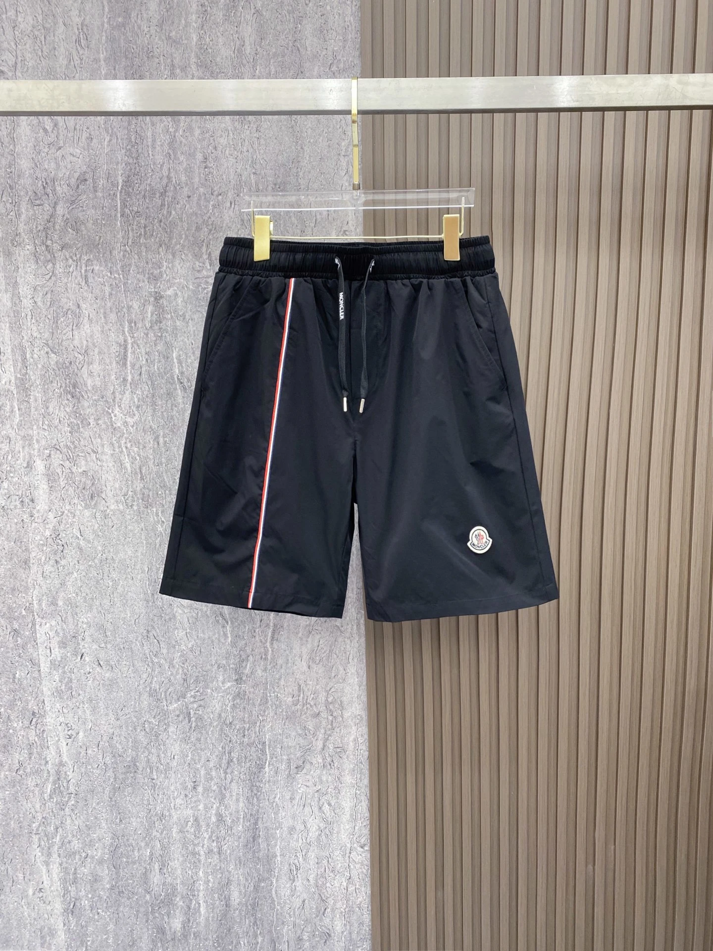Moncler Shorts — 649b4dae