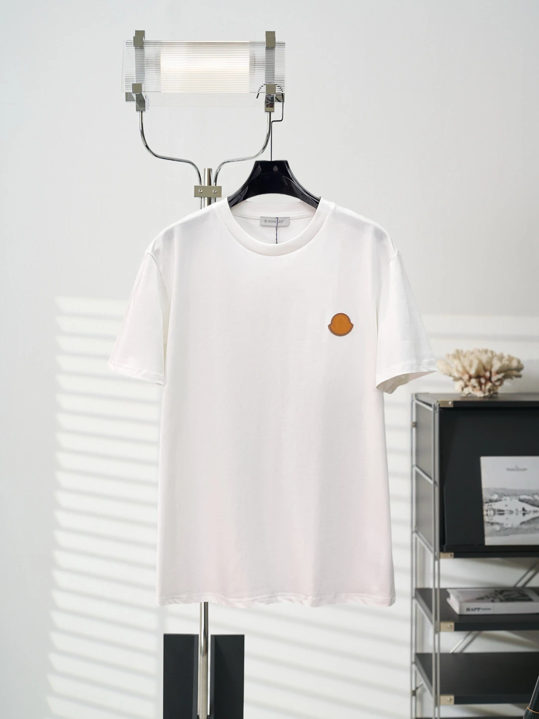 Moncler T-Shirt — 81f15ead