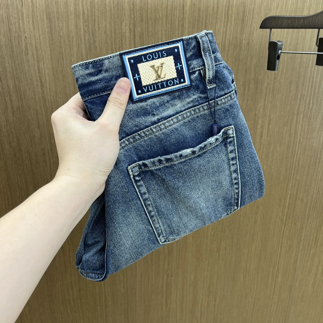 Louis Vuitton Jeans — 3d7928a6
