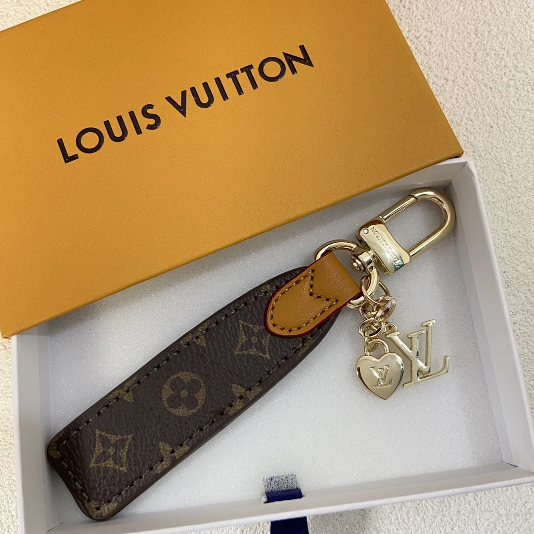 Louis Vuitton Keyrings & Bag Charms — 27dee362
